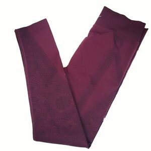 One Five One - Burgundy &‎ Black Floral Leggings